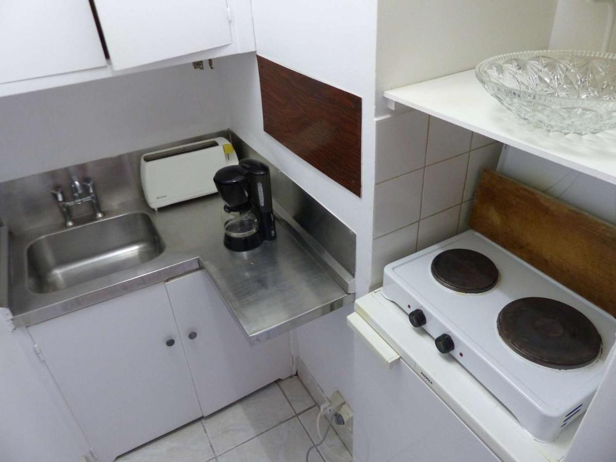 Studio Le Lavandou, 1 pièce, 2 personnes - FR-1-308-34 Esterno foto